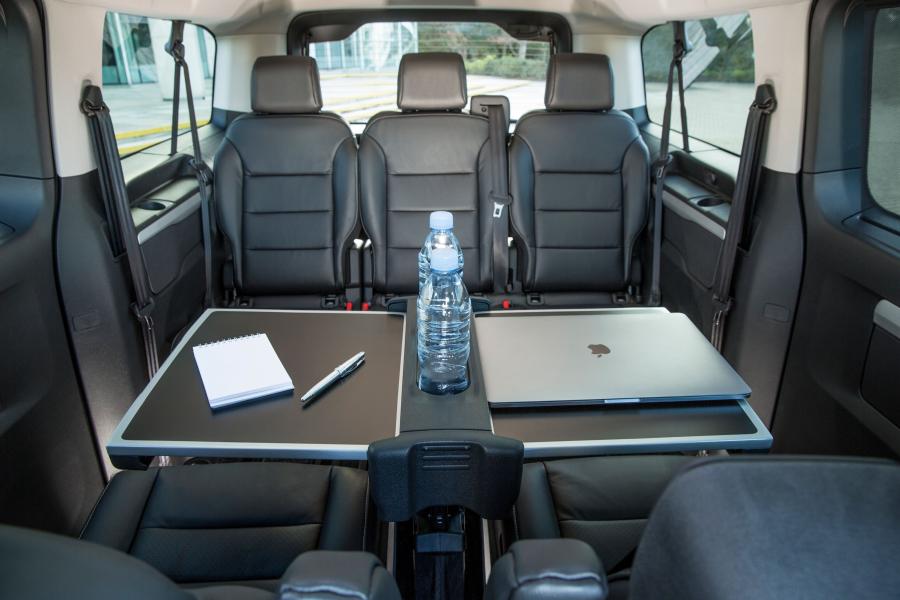 Интерьер Toyota ProAce Verso VIP 2018 года  (UK) (фото 21 из 30)